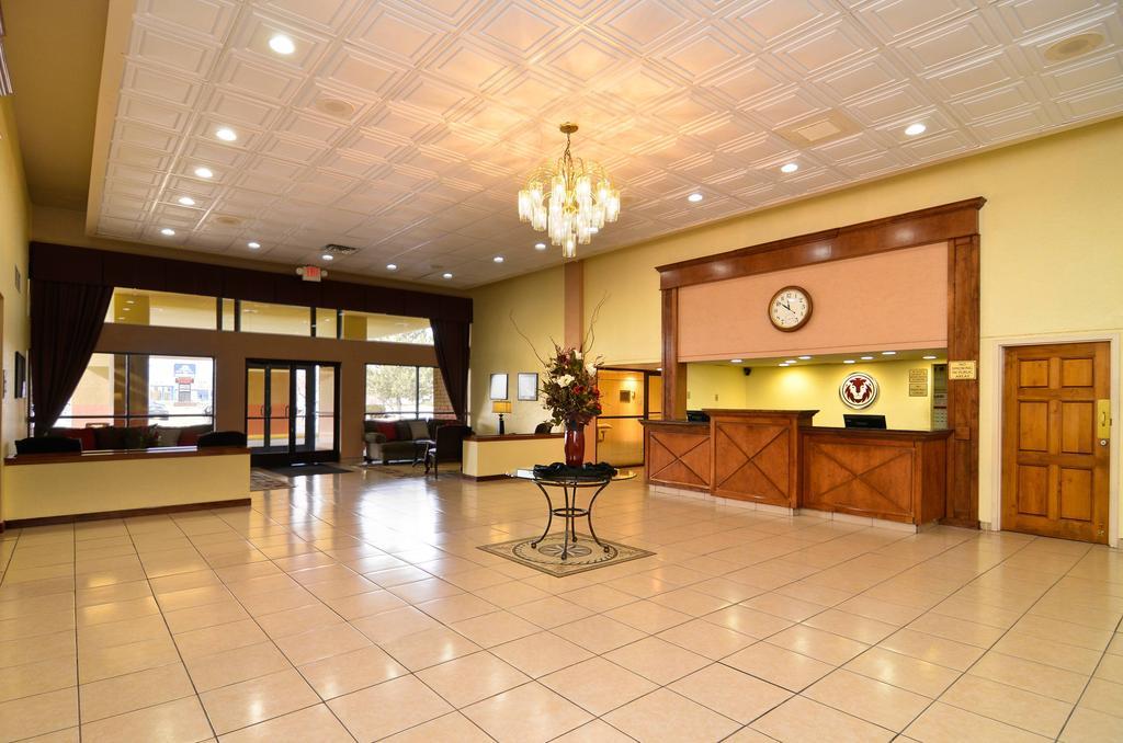 Red Lion Hotel Фармингтон Интерьер фото